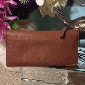 Fossil Wallet